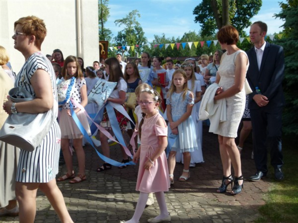 Parafie Osiny i Dmosin przywitały Obraz Nawiedzenia (zdjęcia)