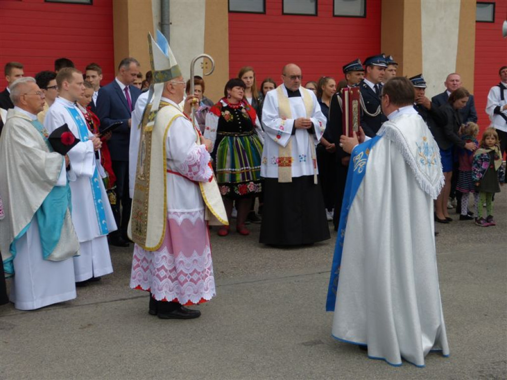 Królowa Polski powitana w Zdunach