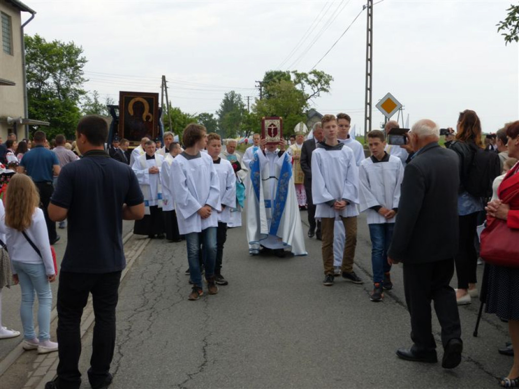 Królowa Polski powitana w Zdunach