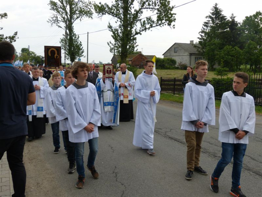 Królowa Polski powitana w Zdunach