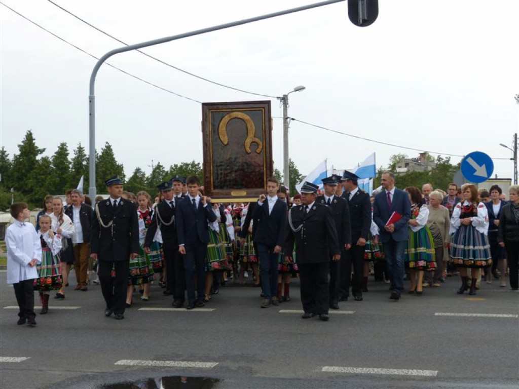 Królowa Polski powitana w Zdunach