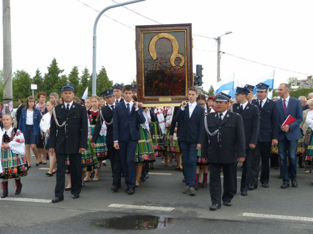 Królowa Polski powitana w Zdunach