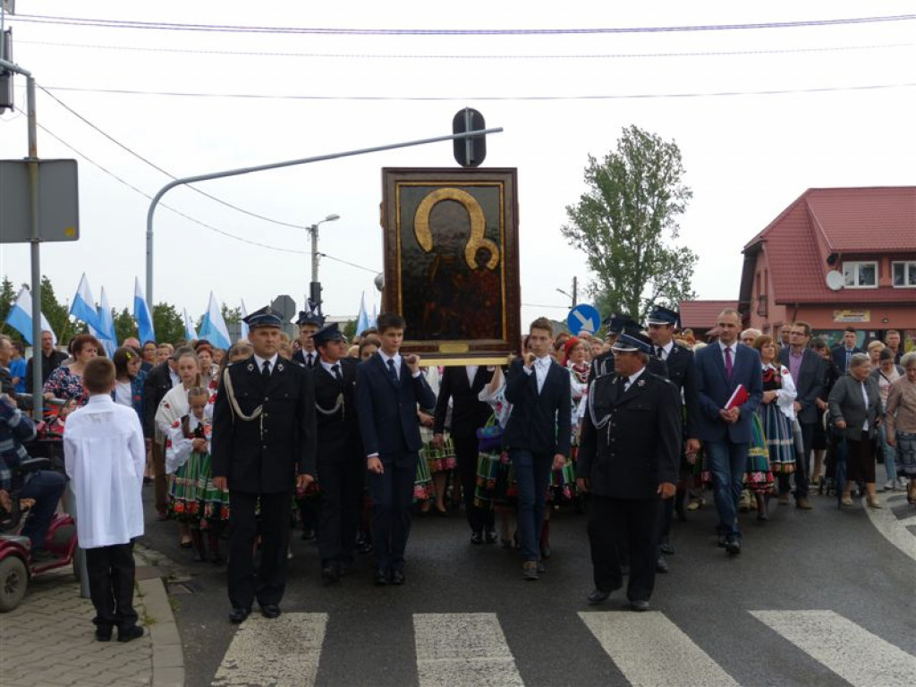 Królowa Polski powitana w Zdunach