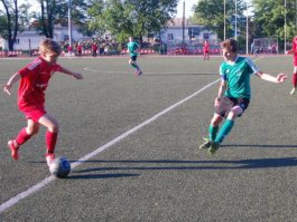 Sukces Pelikana-2003 w meczu z Widzewem