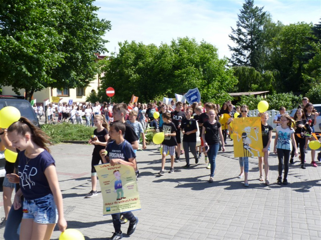 Młodzież przeciwko używkom i przemocy