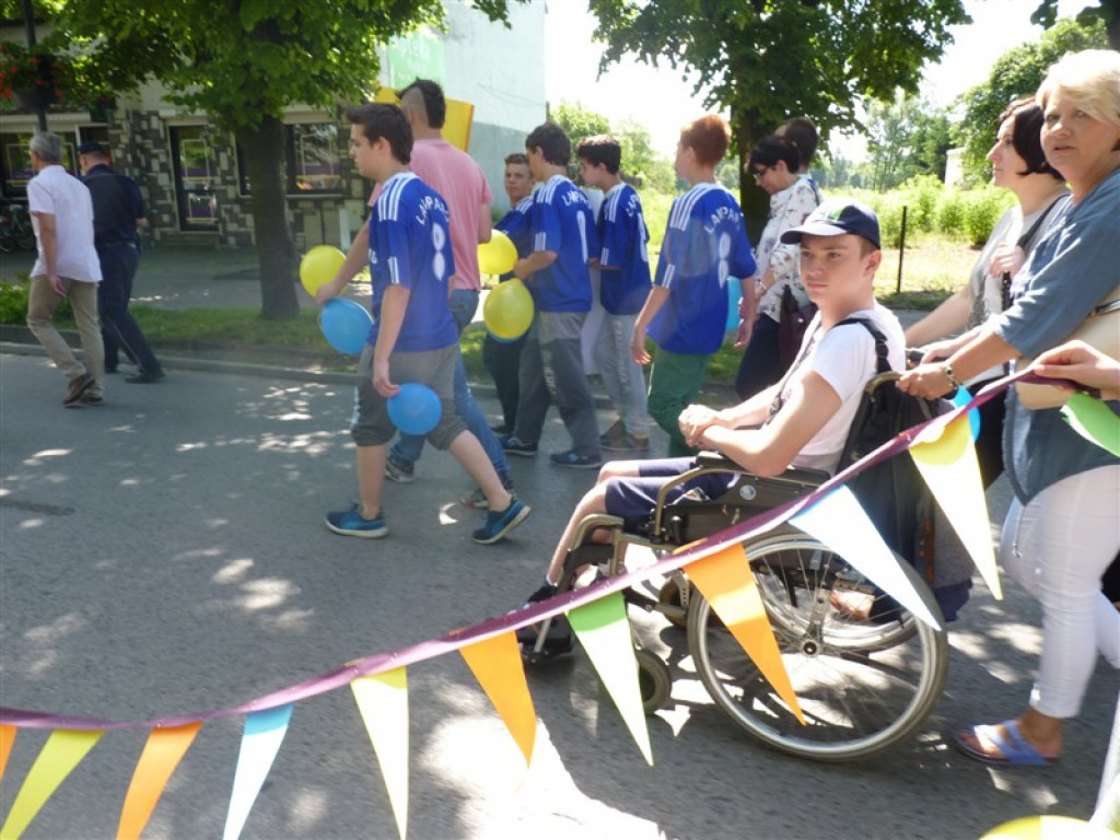 Młodzież przeciwko używkom i przemocy