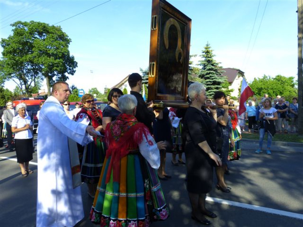 Obraz Matki Bożej Częstochowskiej w kościele na Bratkowicach