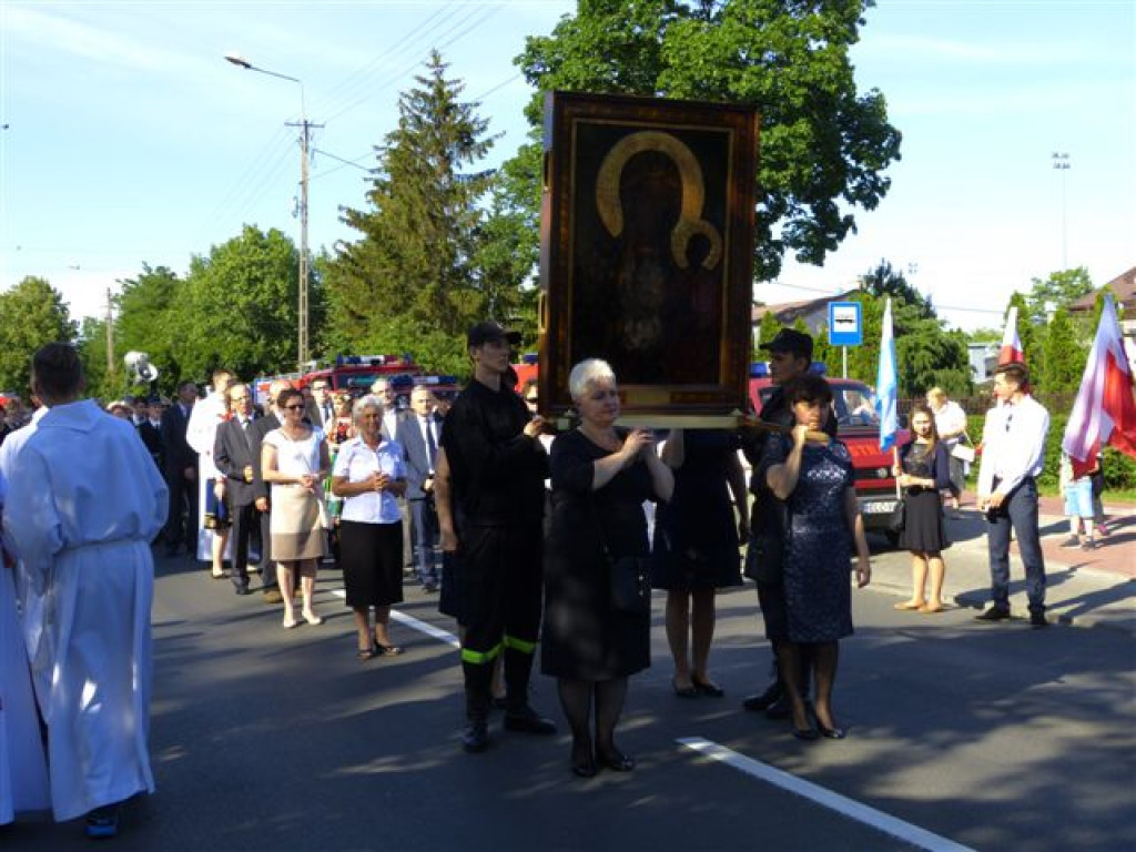 Obraz Matki Bożej Częstochowskiej w kościele na Bratkowicach
