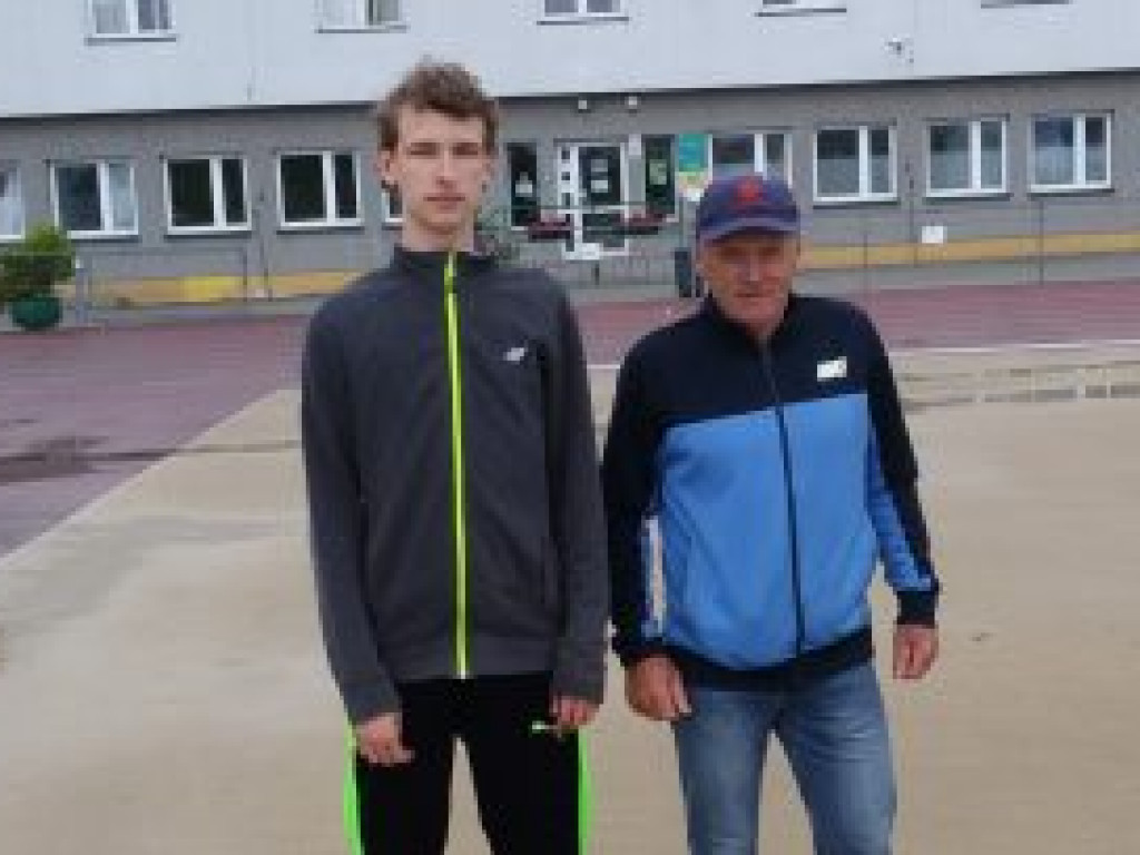 Kolejne medale na piersiach lekkoatletów Błyskawicy