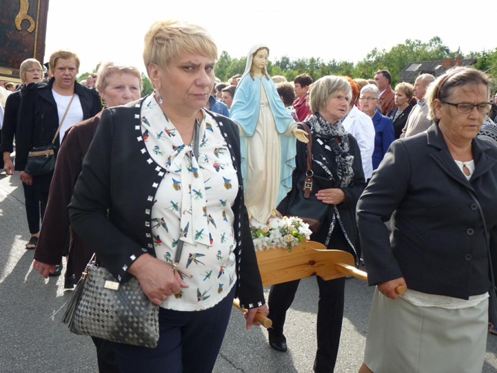 Matka Boża dotarła do parafii w Bobrownikach