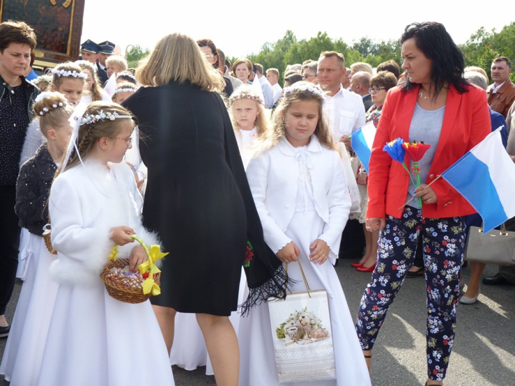 Matka Boża dotarła do parafii w Bobrownikach