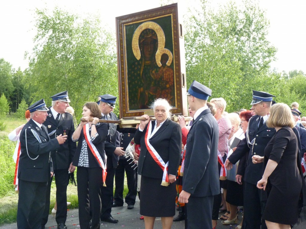 Matka Boża dotarła do parafii w Bobrownikach