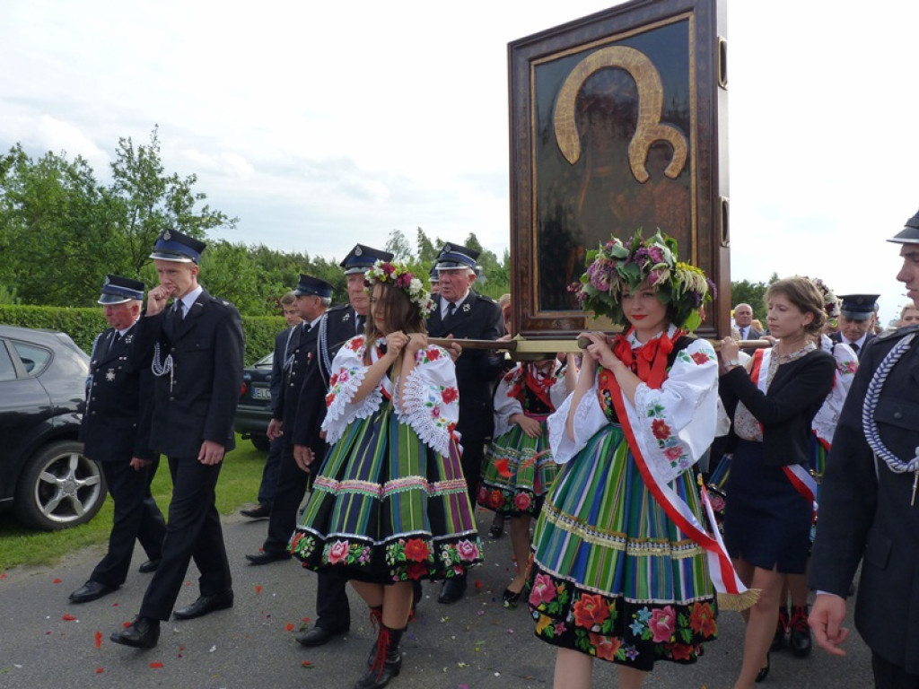 Matka Boża dotarła do parafii w Bobrownikach
