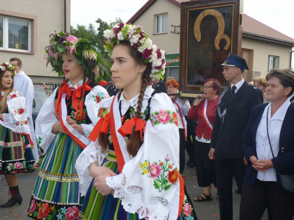 Matka Boża dotarła do parafii w Bobrownikach