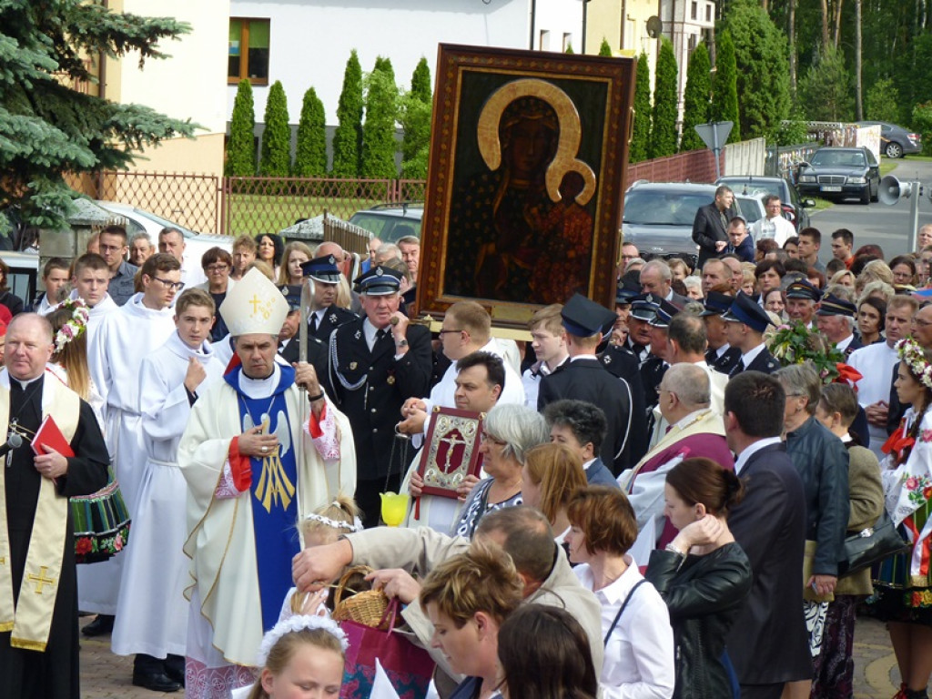Matka Boża dotarła do parafii w Bobrownikach