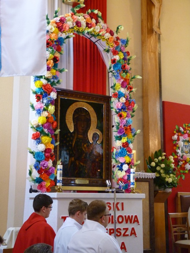 Matka Boża dotarła do parafii w Bobrownikach