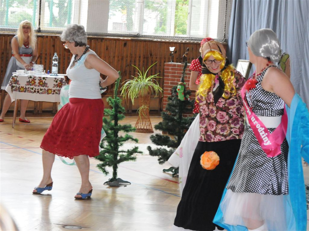 Czerwony Kapturek w wykonaniu rodziców