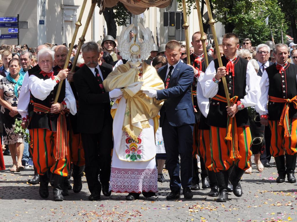 Boże Ciało w Łowiczu - galeria zdjęć część I