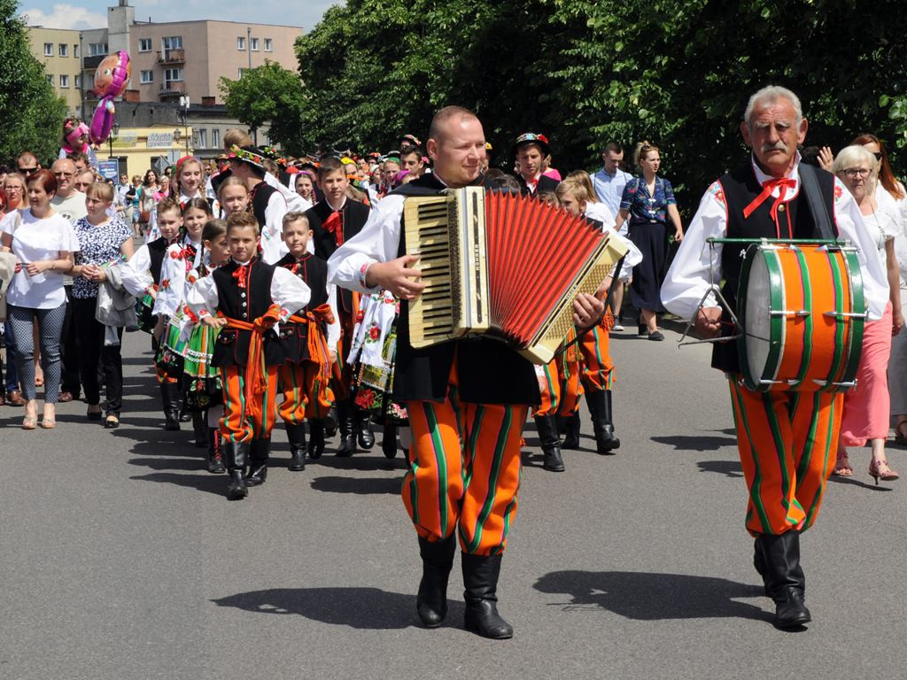 Boże Ciało w Łowiczu - Parada Pasiaków i 