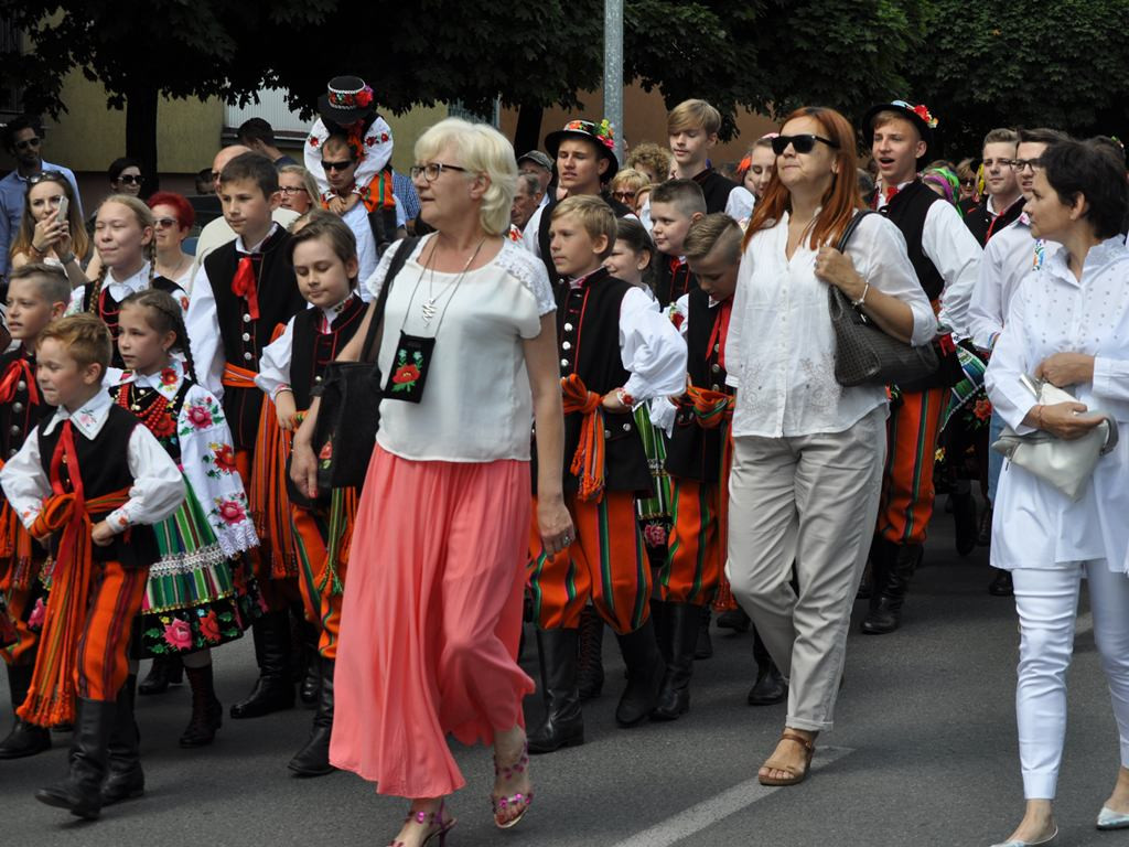 Boże Ciało w Łowiczu - Parada Pasiaków i 