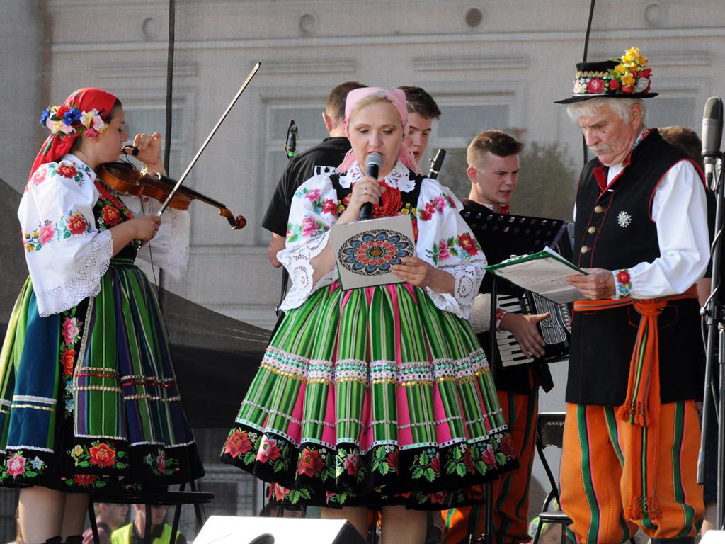 Boże Ciało w Łowiczu - Parada Pasiaków i 
