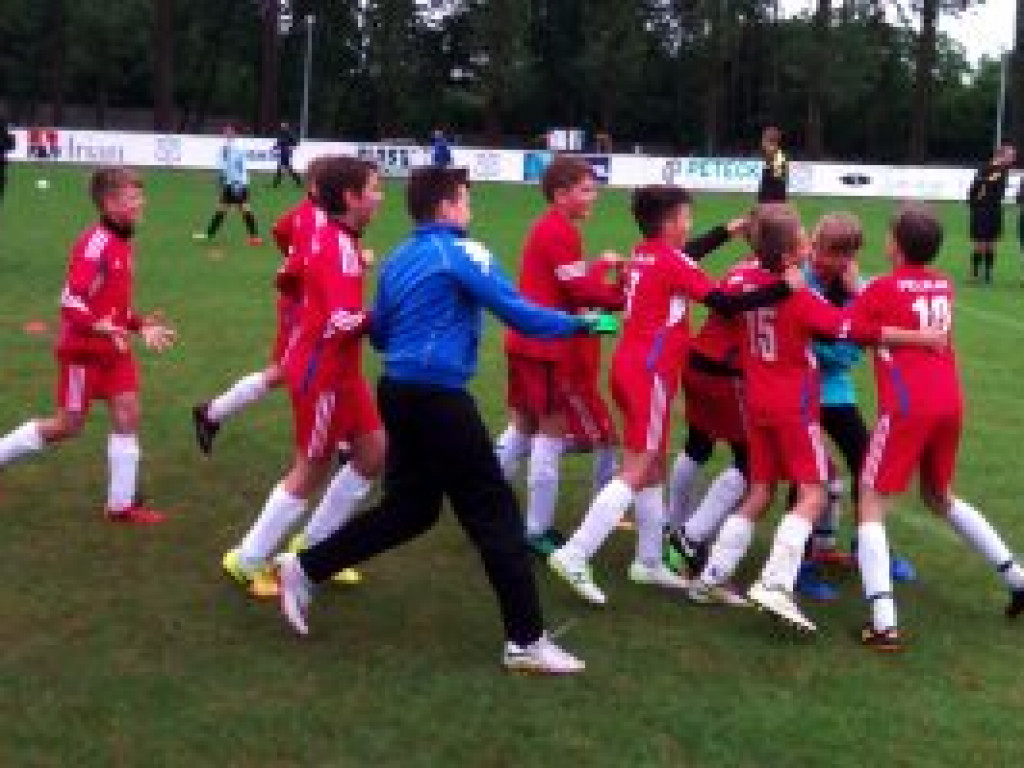 Srebro dla Pelikana-2005 w Aleksandrowie Łódzkim