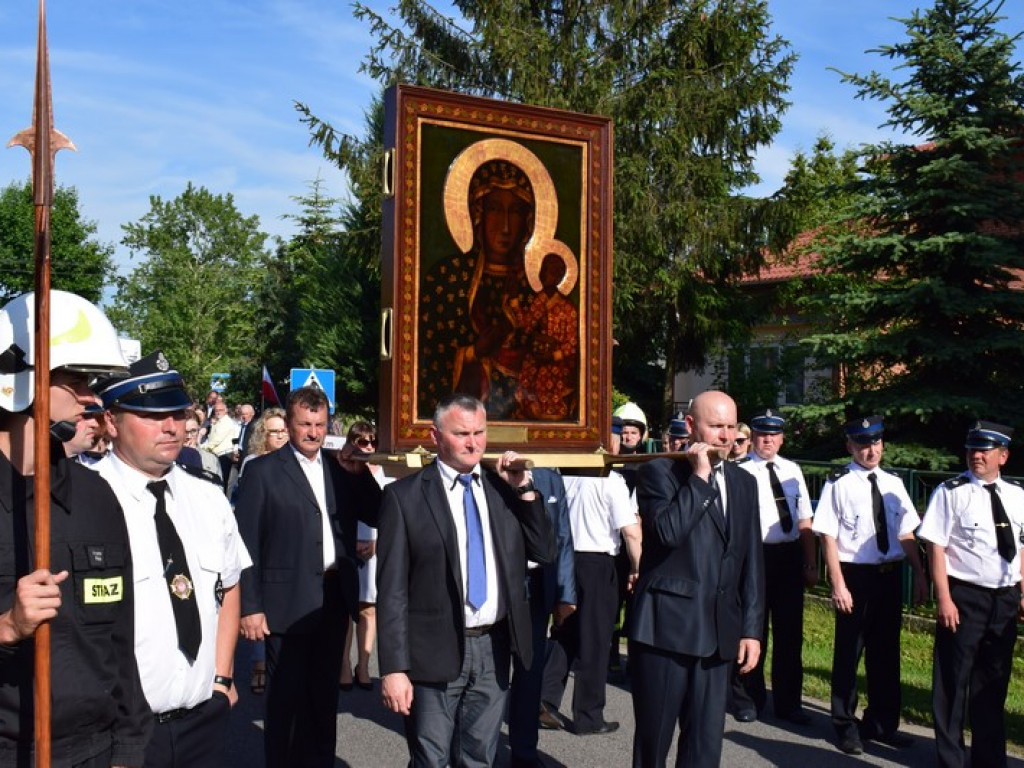 Cudowny wizerunek dotarł do Bednar