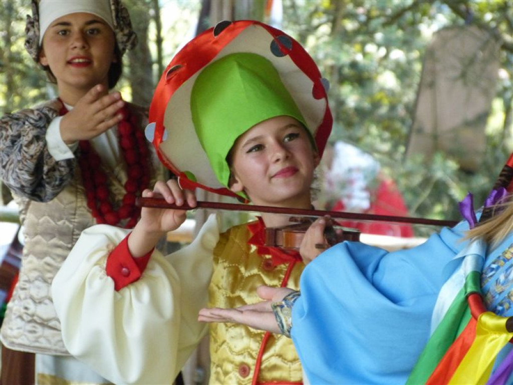 Międzynarodowy festiwal folkowy w Maurzycach