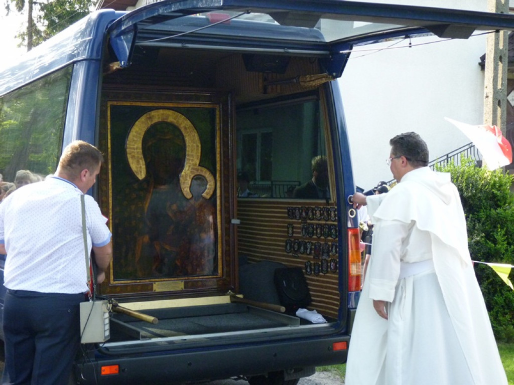Czarna Madonna powitana w Kocierzewie