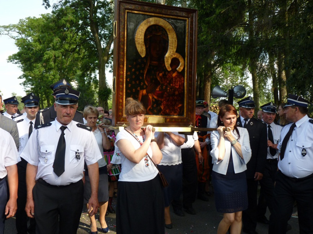 Czarna Madonna powitana w Kocierzewie