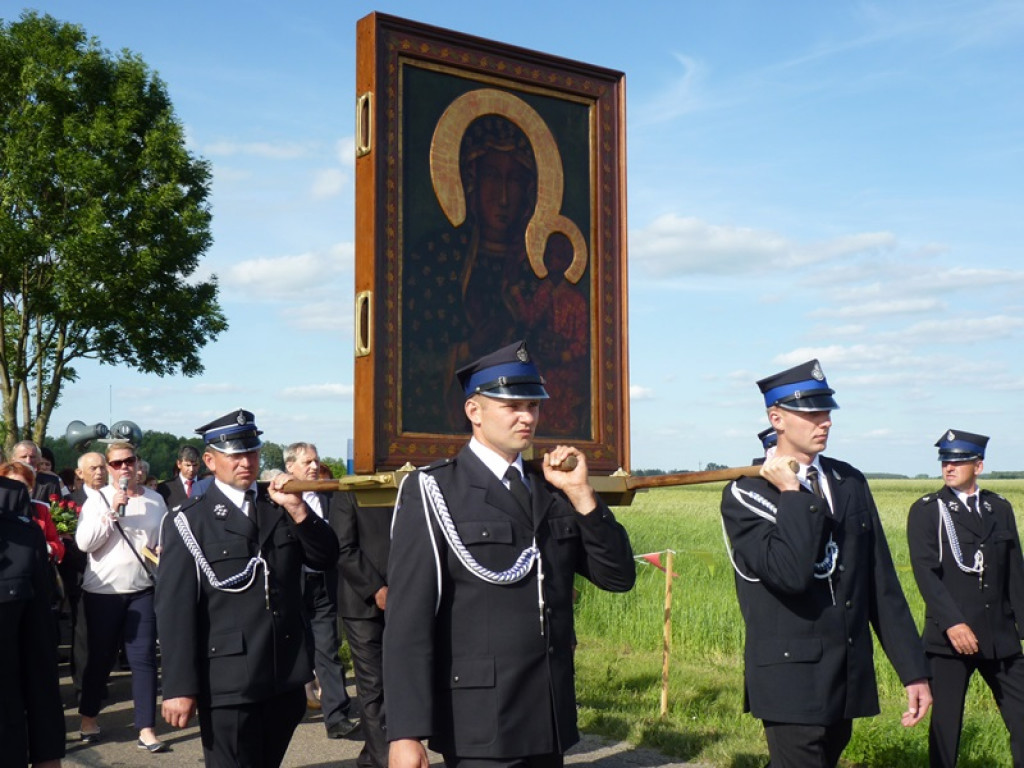 Matka Boża w jasnogórskiej ikonie nawiedza Boczki