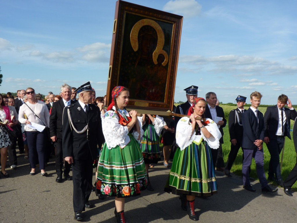 Matka Boża w jasnogórskiej ikonie nawiedza Boczki