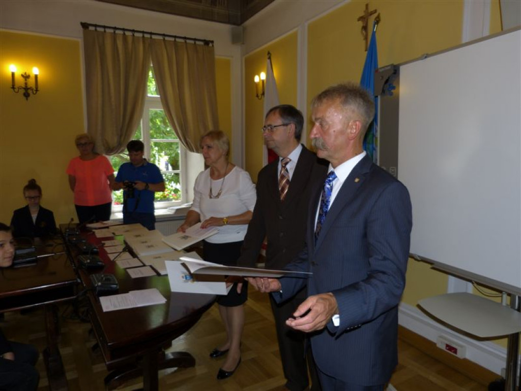 Najlepsi uczniowie nagrodzeni stypendiami