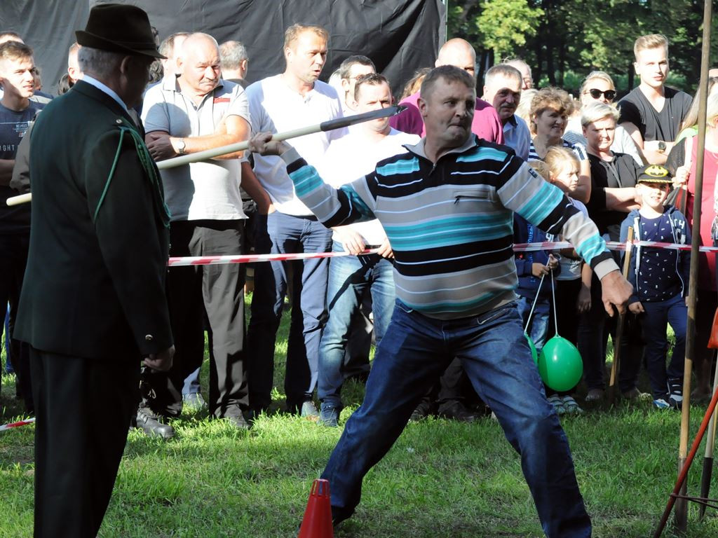 Tłumy na Dniu Dzika w Kiernozi