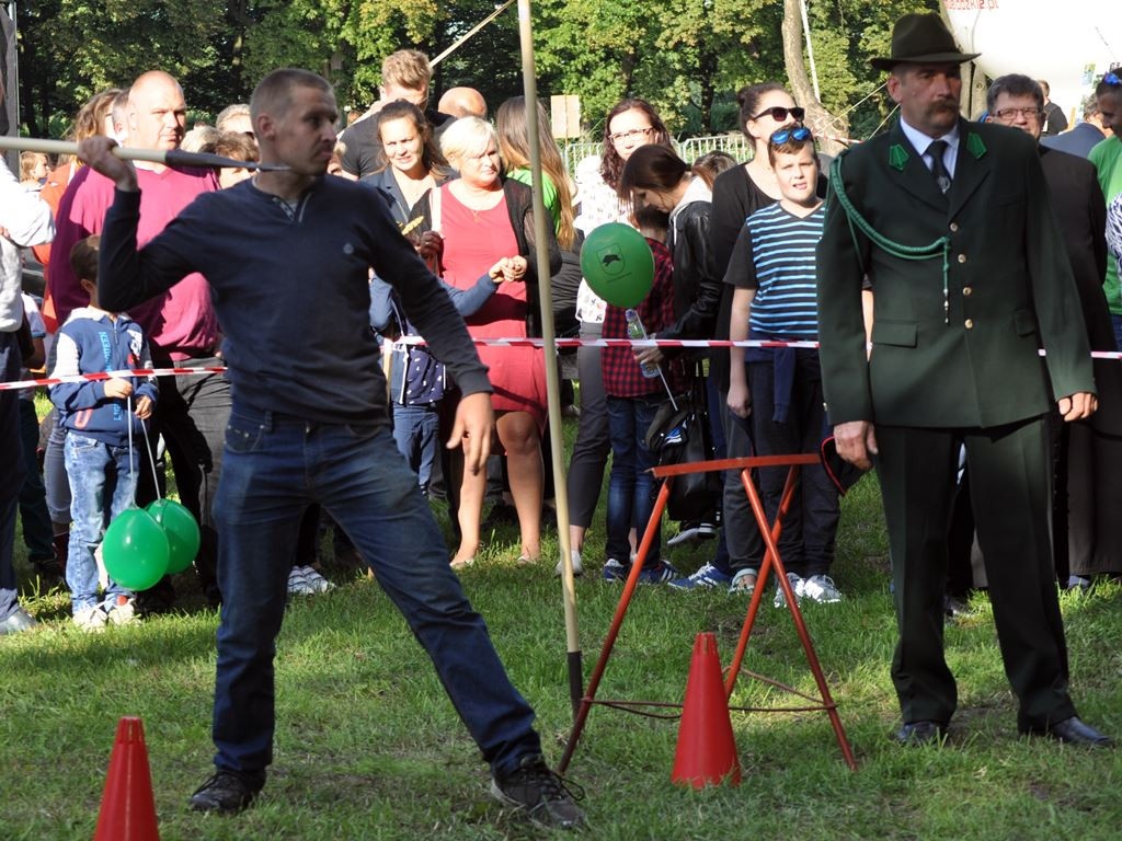 Tłumy na Dniu Dzika w Kiernozi