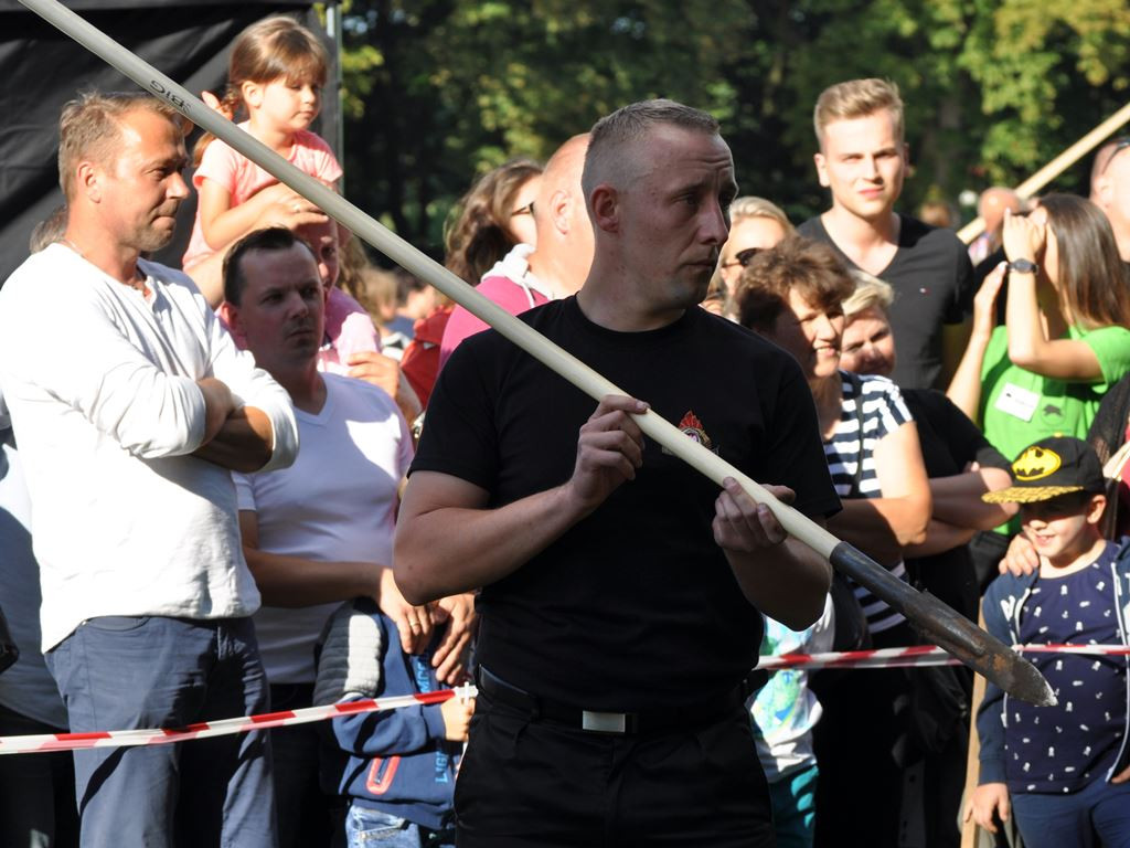 Tłumy na Dniu Dzika w Kiernozi