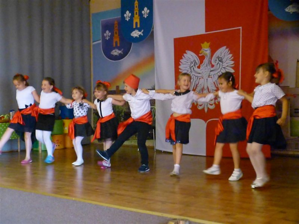 Gmina Łyszkowice nagrodziła najlepszych uczniów