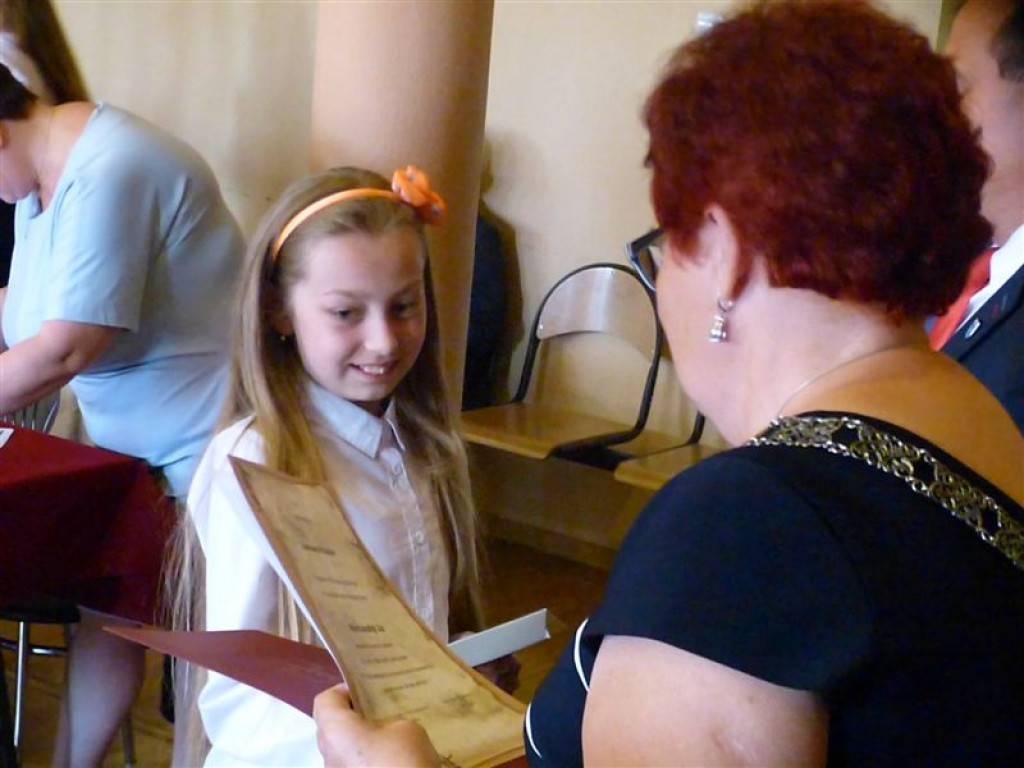 Gmina Łyszkowice nagrodziła najlepszych uczniów