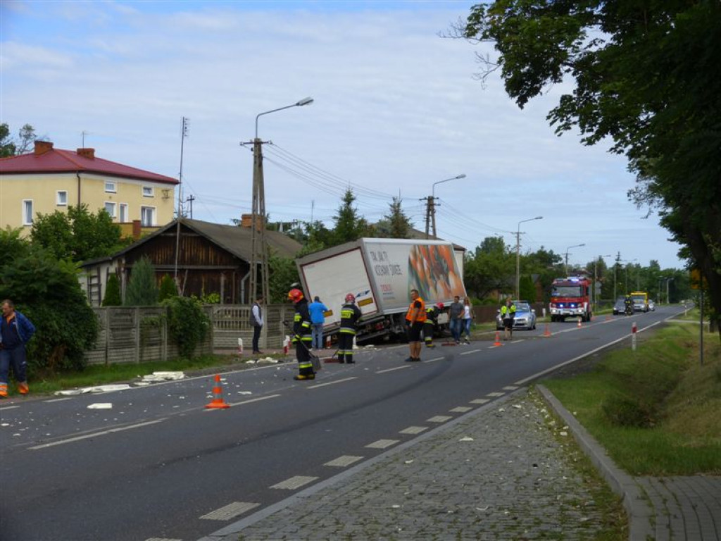 Dwie ciężarówki zderzyły się w Bełchowie