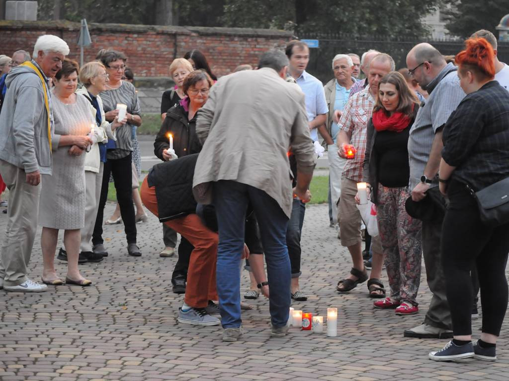 Kolejna pikieta przed sądem w Łowiczu
