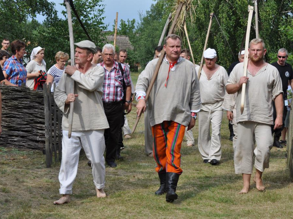 Łowickie Żniwa 2017 w skansenie w Maurzycach - zdjęcia