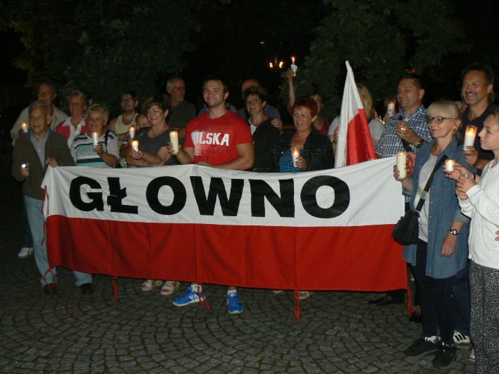 Głownianie spotkali się pod Dębem Wolności
