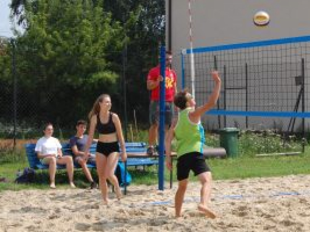 W siatkówce plażowej mikstów najlepsi skierniewiczanie