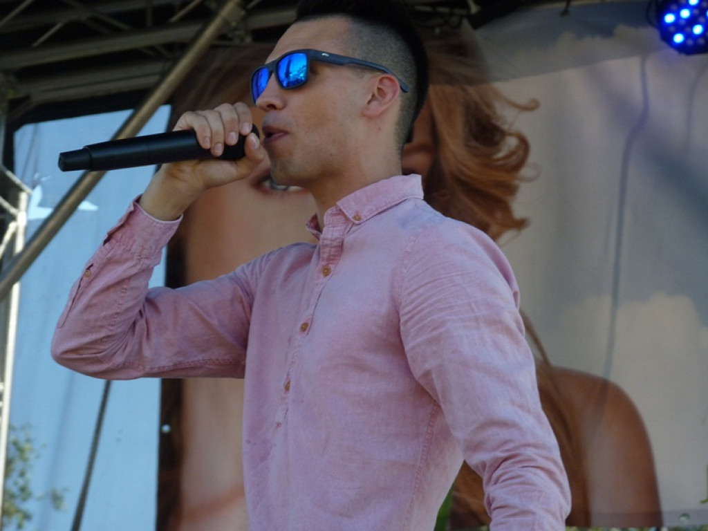 Trwa piknik disco-polo w Lwówku