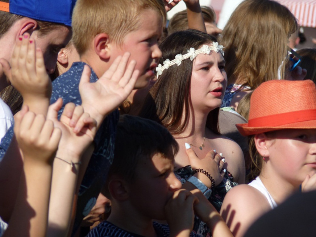 Trwa piknik disco-polo w Lwówku