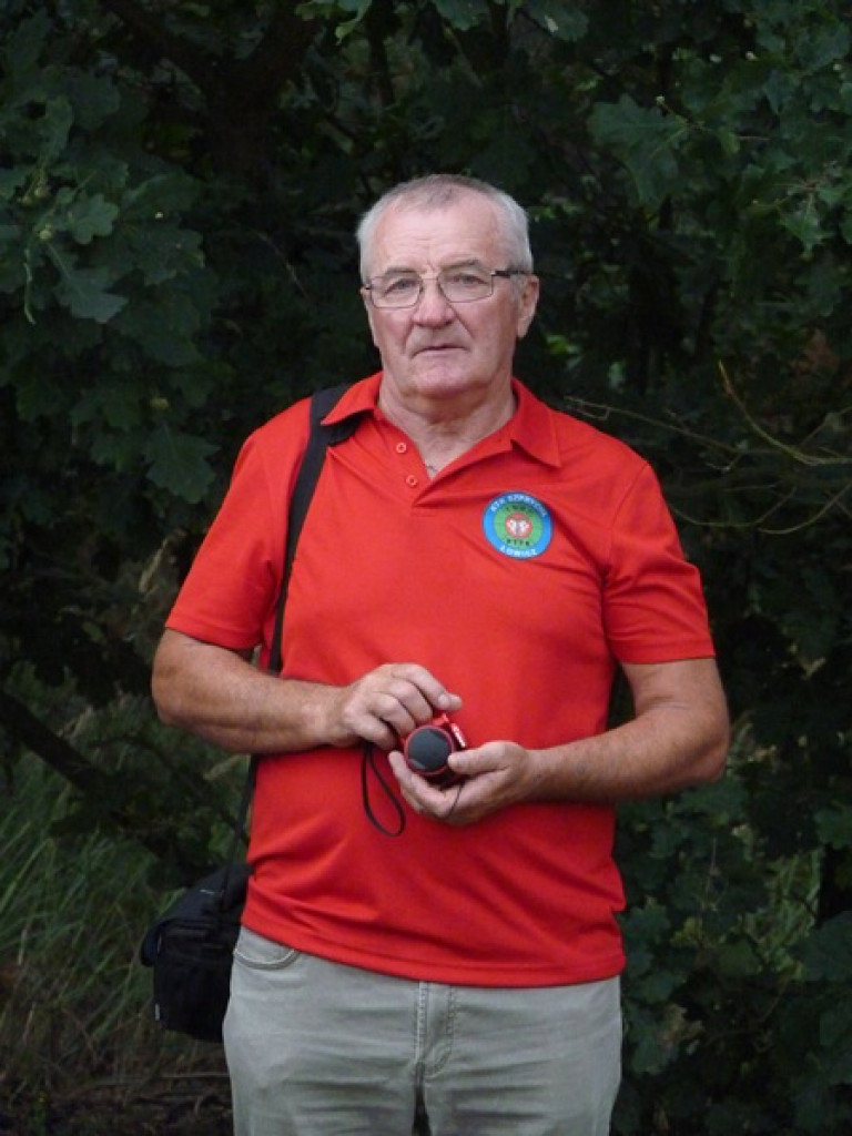 Biskup Wojciech Osial poświęcił replikę krzyża w Świącach