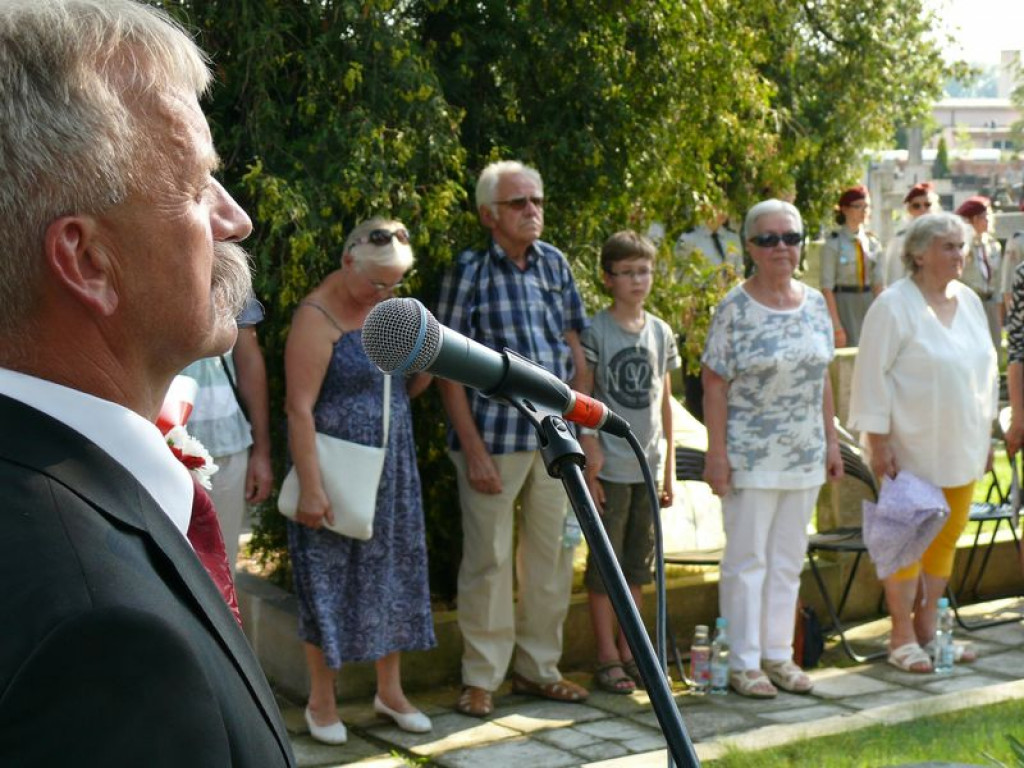 Łowicz pamiętał o powstańcach z 1944 roku