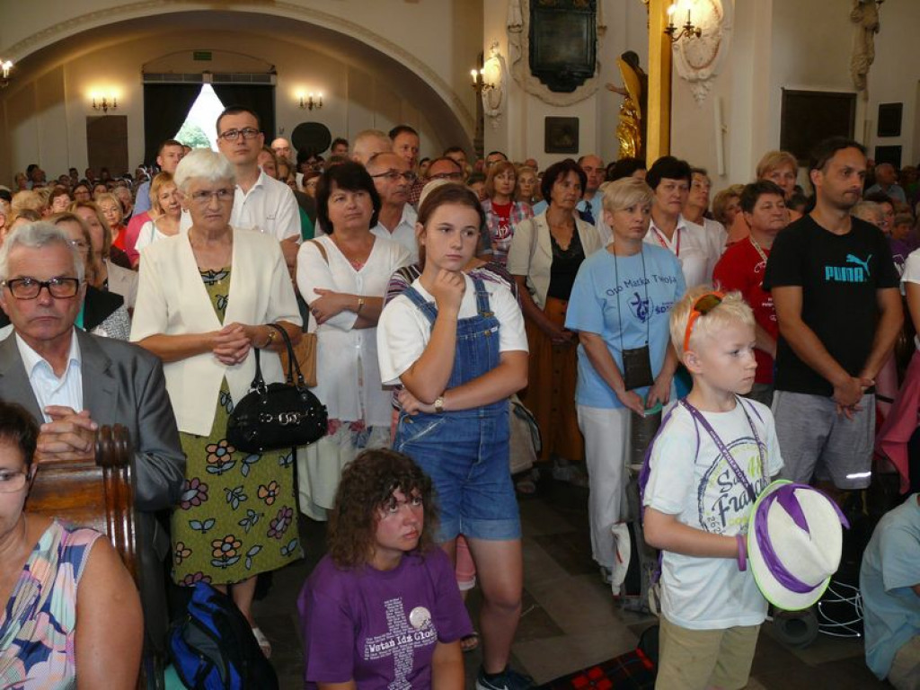 Wyruszyli w pątniczą wędrówkę
