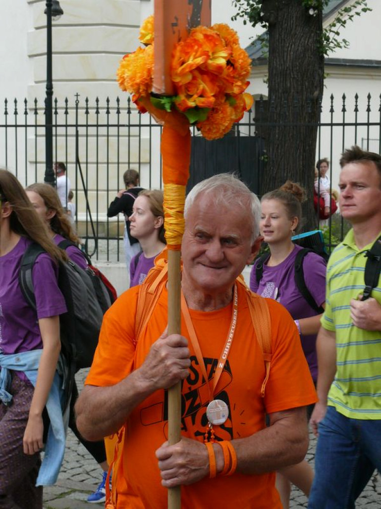 Wyruszyli w pątniczą wędrówkę