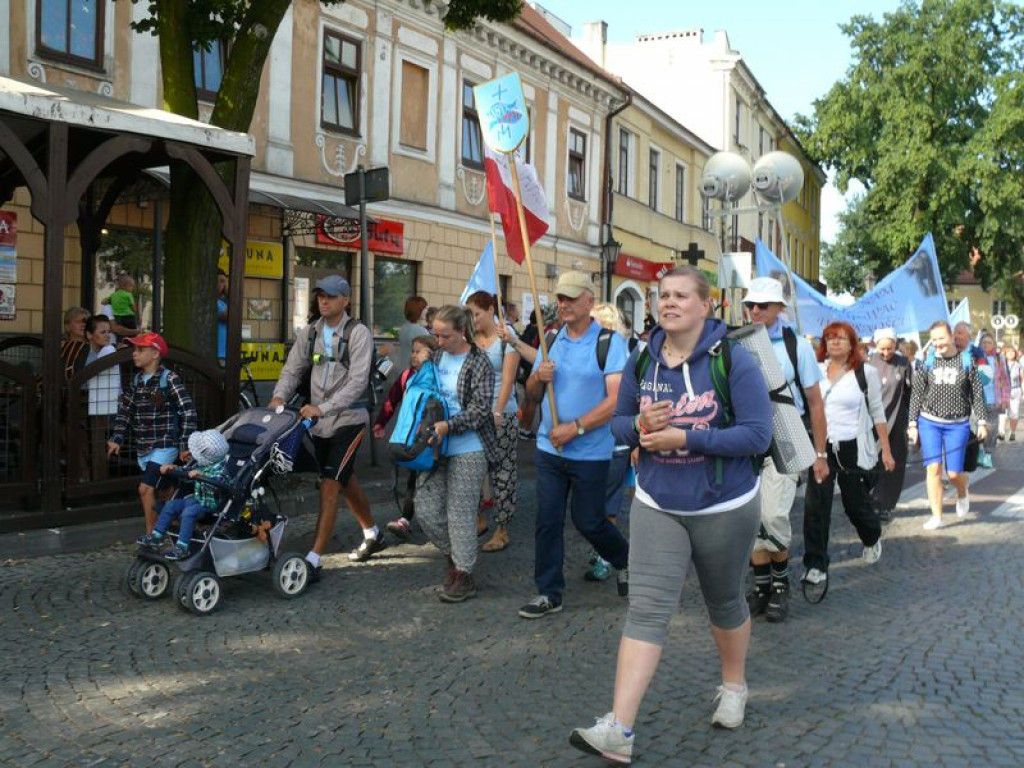 Wyruszyli w pątniczą wędrówkę